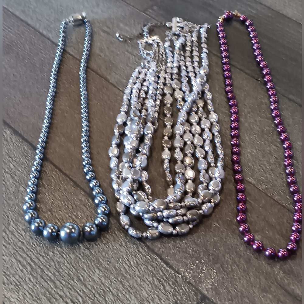 VINTAGE Elegant Silver and Purple Beaded/PEARLS Necklaces